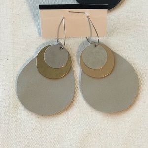 Leather earrings with pendants!